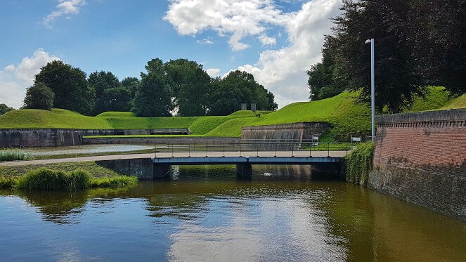 20170730_Naardenvesting (5)_bewerkt-1 processed by AtomJPEG 1.5.0n